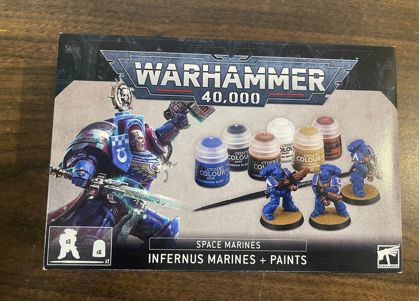 Space Marines: Infernus Marines + Paints Set