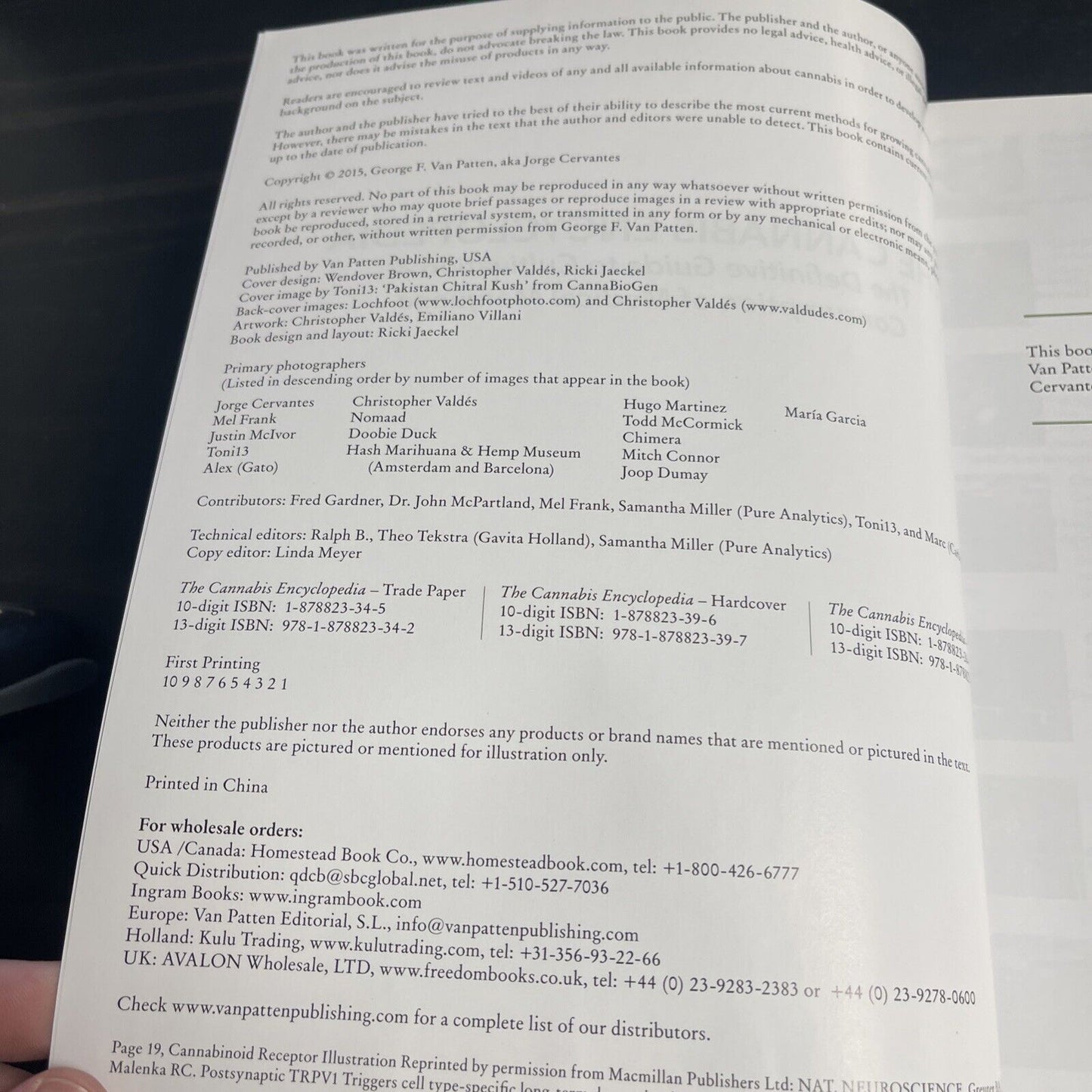 The Cannabis Encyclopedia : The Definitive Guide to Cultivation and...